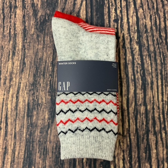 Gap Women’s Warm Winter Socks One Size NWT - Picture 2 of 8